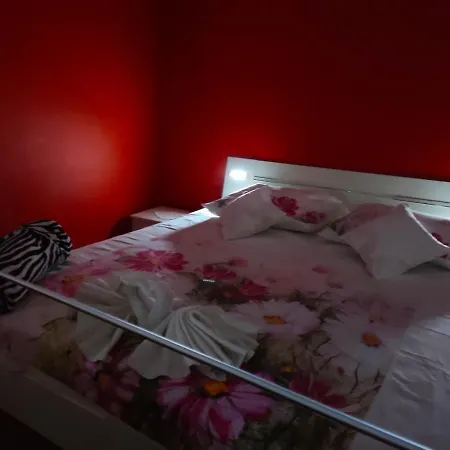 Daire Charming Stone In The Heart Of